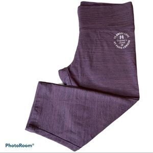 Women’s Victoria’s Secret Capri leggings